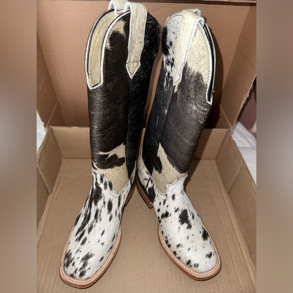 Cowhide Patterned Heeled Boots - image 5